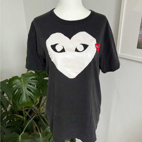 Play by Comme des Garçon T-Shirt - Picture 1 of 5